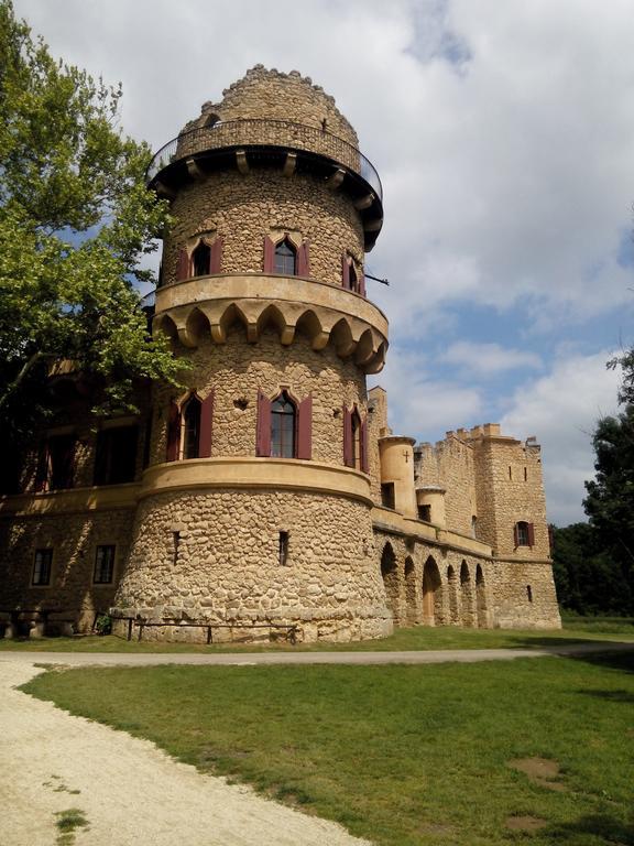 Penzion Miromar Podivin Exterior photo